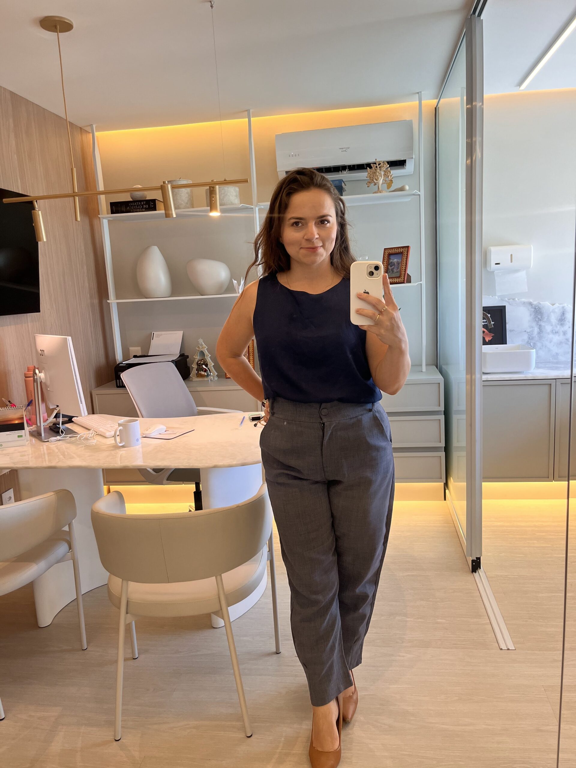 Dra. Vanessa na clínica Larami - Geriatria